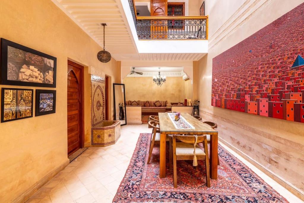 Charmant Riad Privatif Au Coeur De La Medina Vila Marraquexe Exterior foto